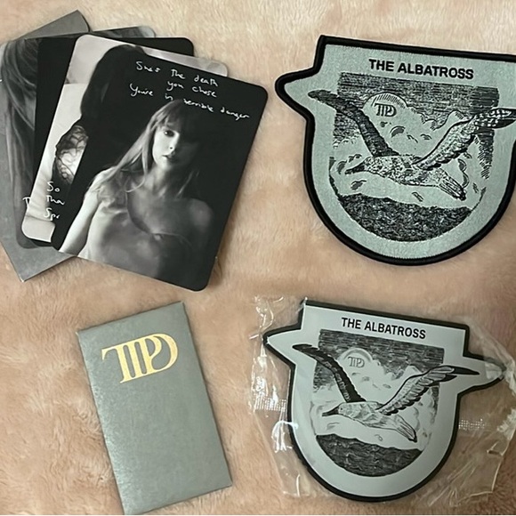 Taylor Swift TTPD Deluxe CD “The Albatross” Edition - Picture 3 of 5